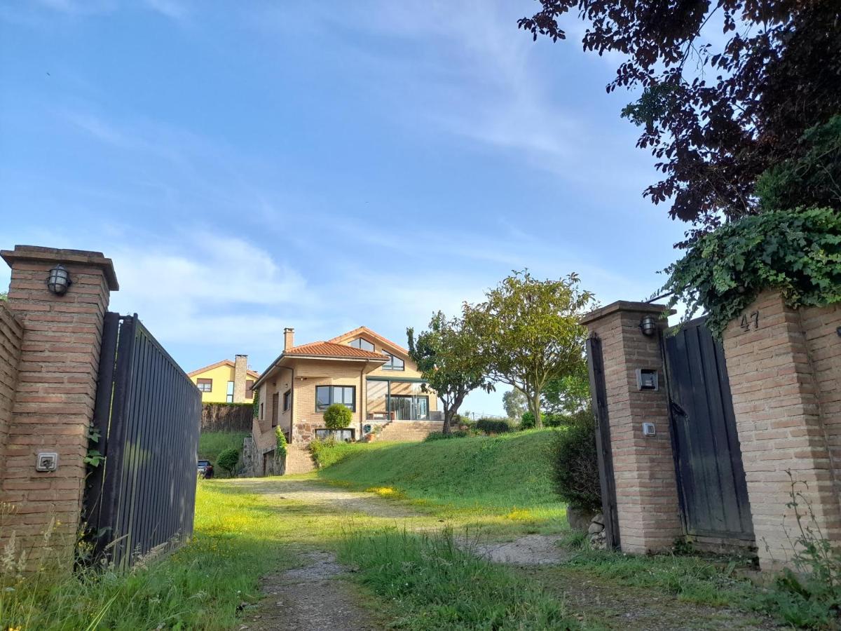 Chalet En Quintueles Afueras De Gijon Asturias Exterior photo